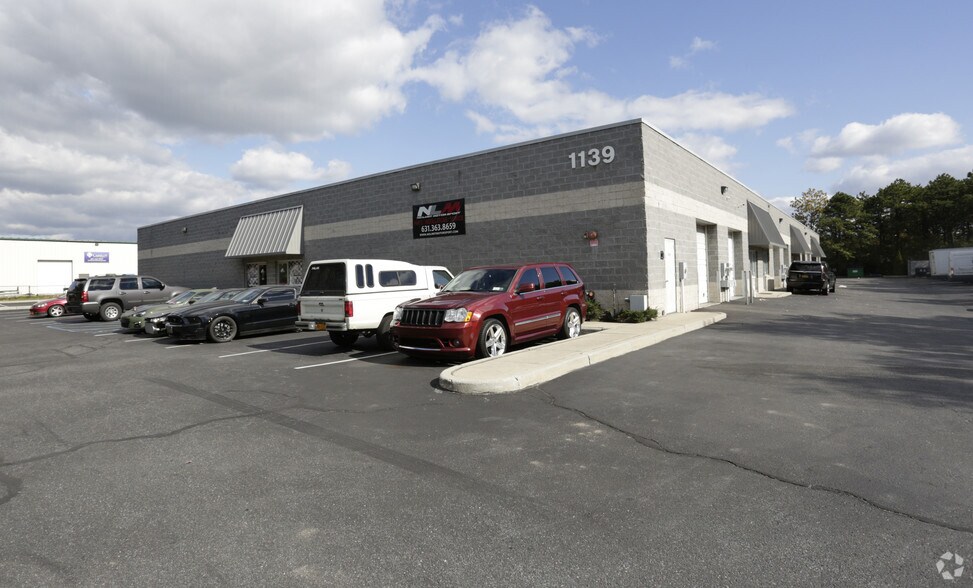 Primary Photo Of 1139 Station Rd, Medford Distribution For Lease