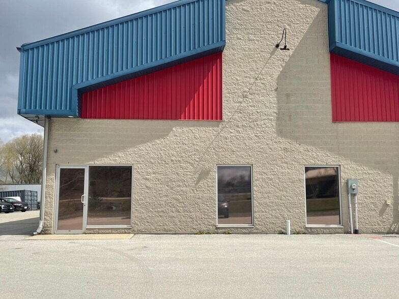 Primary Photo Of 710 Industrial Rd, Shelburne General Retail For Lease