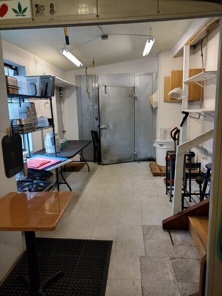 More Photos Of 7471 Mt Baker Hwy, Maple Falls Restaurant For Sale