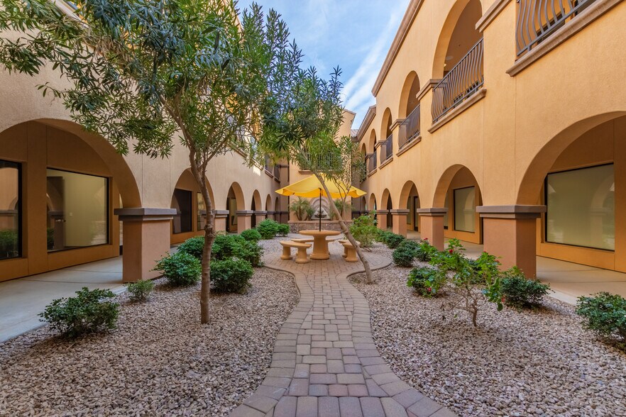 More Photos Of 1166 E warner Rd, Gilbert Unknown For Lease