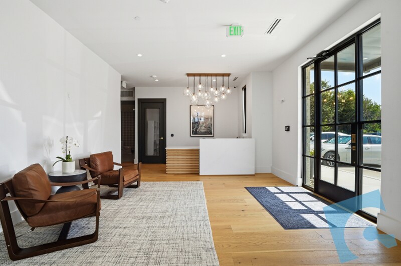 More Photos Of 860 S Village Center Dr, Southlake Office For Lease