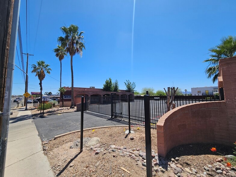 More Photos Of 3045 N 1st Ave, Tucson Office For Lease