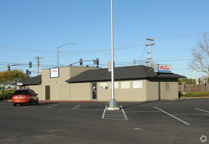 More Photos Of 1960-2056 Lewelling Blvd, San Leandro Unknown For Lease
