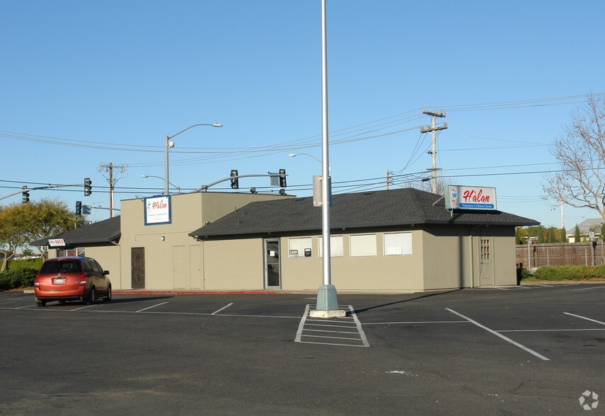 More Photos Of 1960-2056 Lewelling Blvd, San Leandro Unknown For Lease