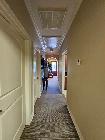 More Photos Of 7607 Fern Ave, Shreveport Office For Lease
