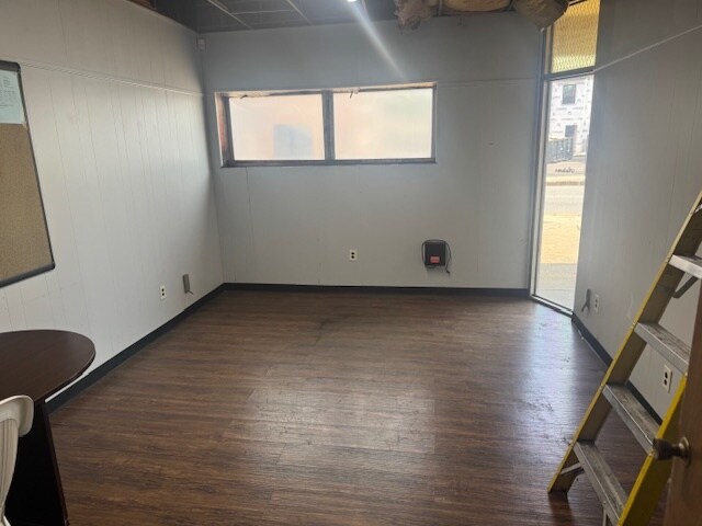 More Photos Of 209 Weeden St, Pawtucket Warehouse For Lease