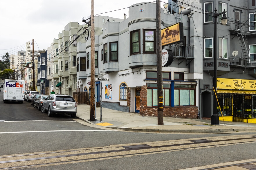 More Photos Of 800 Greenwich St, San Francisco Storefront Retail Residential For Lease