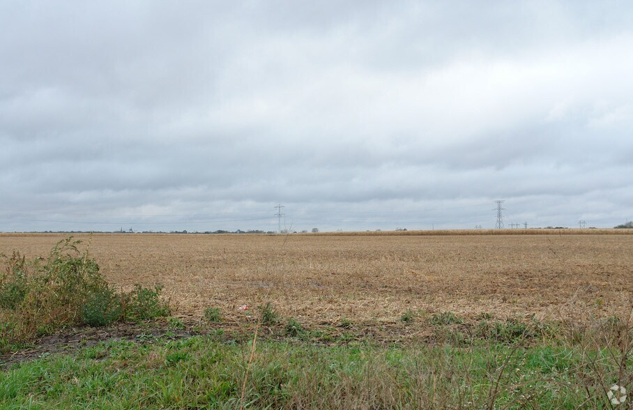 More Photos Of 1000 Rd E @ 6000 N Rd, Bourbonnais Land For Sale