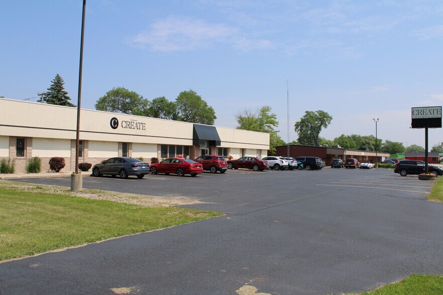 Primary Photo Of 432 Prospect Ave, North Fond Du Lac Freestanding For Sale