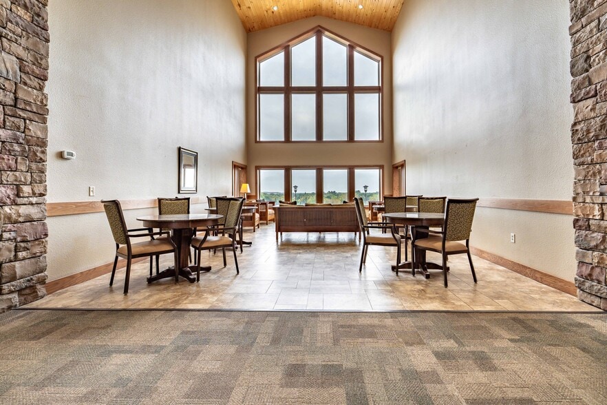 More Photos Of 394 Woodland Dr, Fergus Falls Assisted Living For Sale