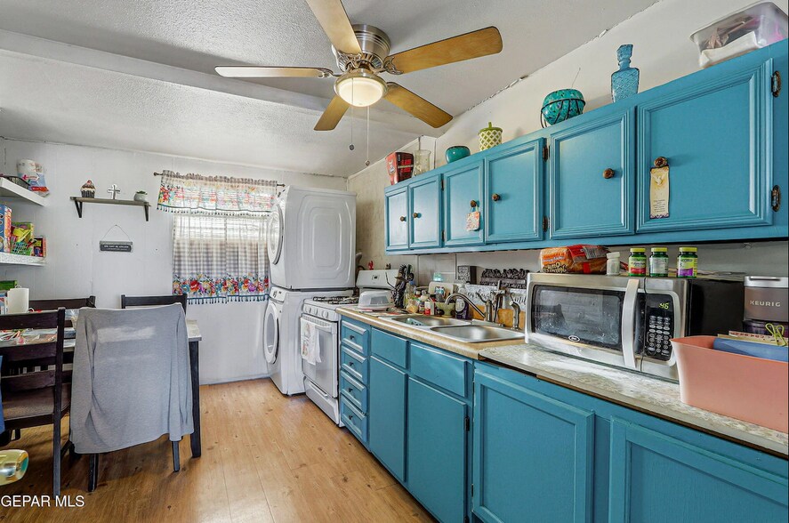 More Photos Of 10540 Socorro Rd, Socorro Specialty For Sale