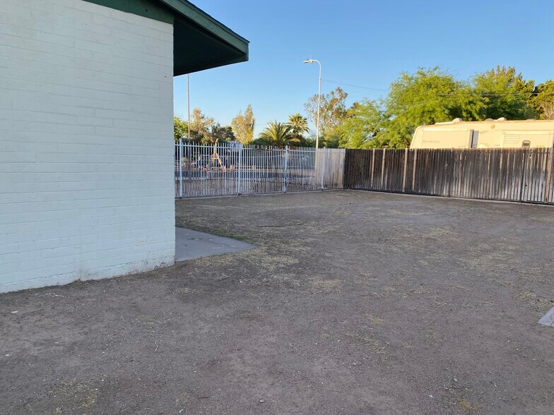 More Photos Of 630 W 17th Pl, Tempe Schools For Lease