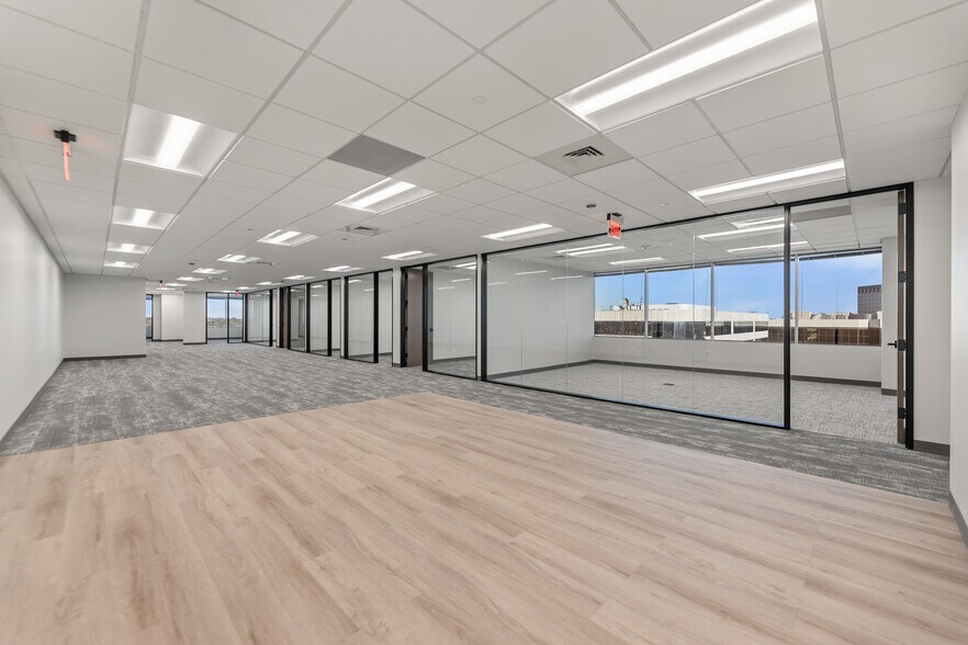 More Photos Of 10000 N Central Expy, Dallas Office Residential For Lease