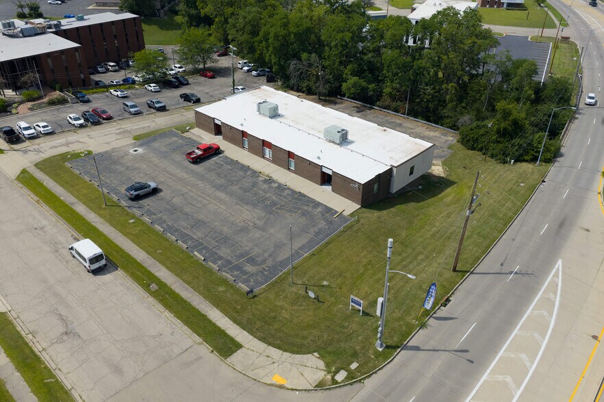 More Photos Of 4999 Northcutt Pl, Dayton Medical For Lease