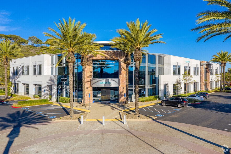 More Photos Of 4930 Directors Pl, San Diego Unknown For Lease