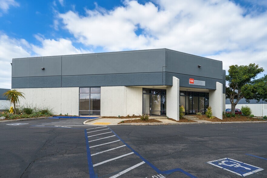 More Photos Of 500 S Andreasen Dr, Escondido Unknown For Lease