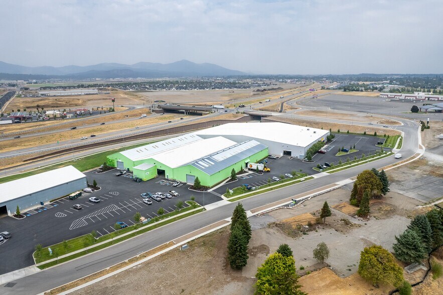 More Photos Of 5575 W Riverbend Ave, Post Falls Warehouse For Lease