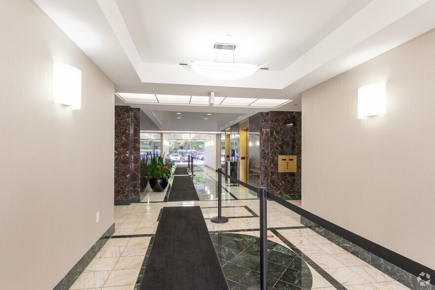 More Photos Of 8381 Old Courthouse Rd, Vienna Office For Lease