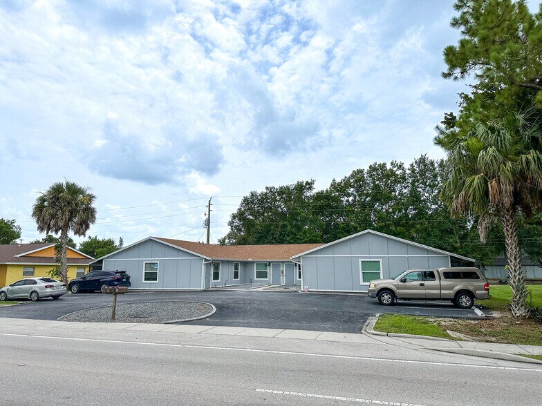 More Photos Of 4648 Golden Gate Pky, Naples Apartments For Sale