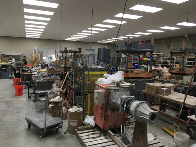 More Photos Of 8762 Brewerton -1, Brewerton Industrial For Sale