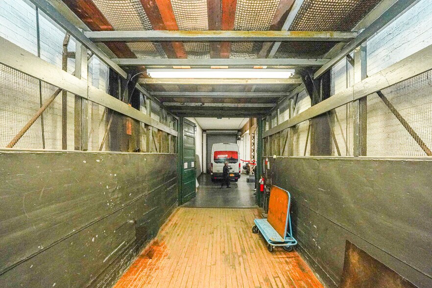 More Photos Of 5-2566 Canal Pl, Bronx Warehouse For Sale