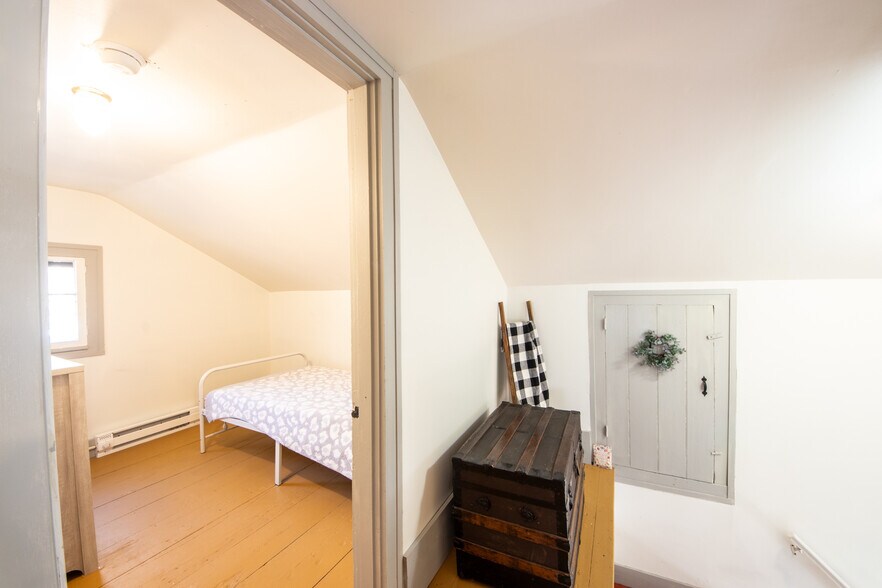 More Photos Of 345 Dorr Edson Rd, Oneonta Apartments For Sale