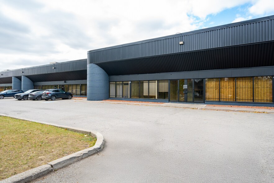 Primary Photo Of 465 Milner Ave, Toronto Warehouse For Sale