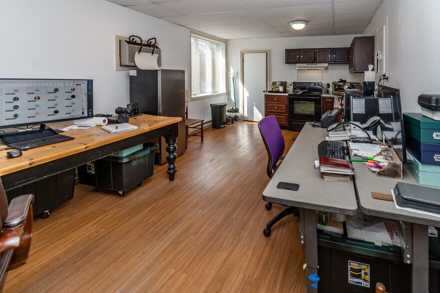 More Photos Of 99 S Main St, Lambertville Storefront For Sale