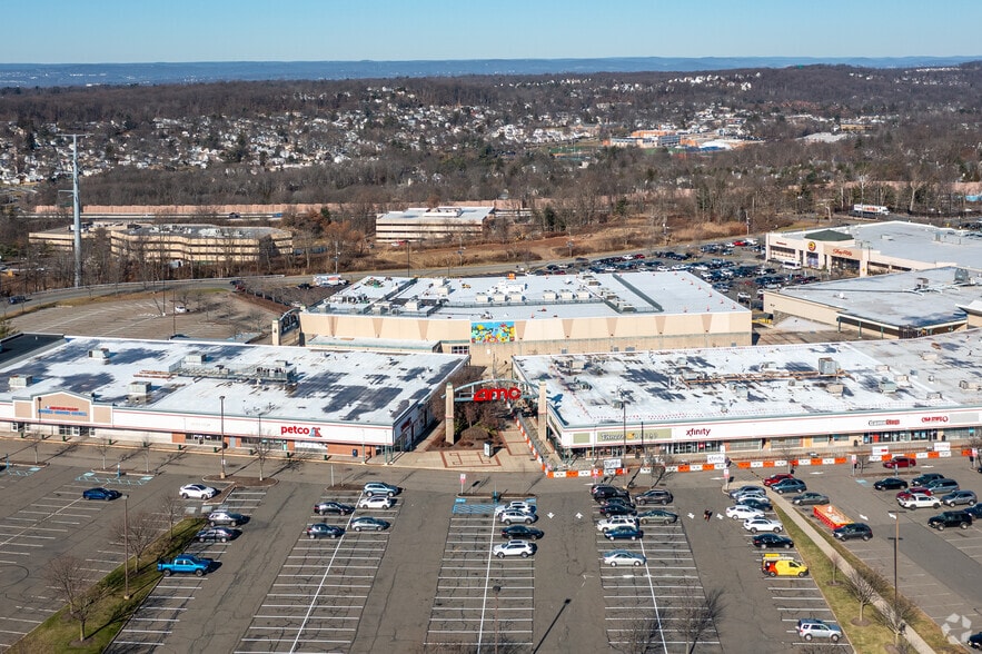 More Photos Of 495 Prospect Ave, West Orange Unknown For Lease