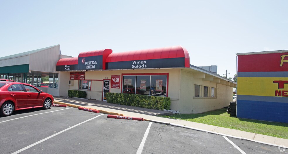 More Photos Of 1502-1540 New York Ave, Arlington Unknown For Lease