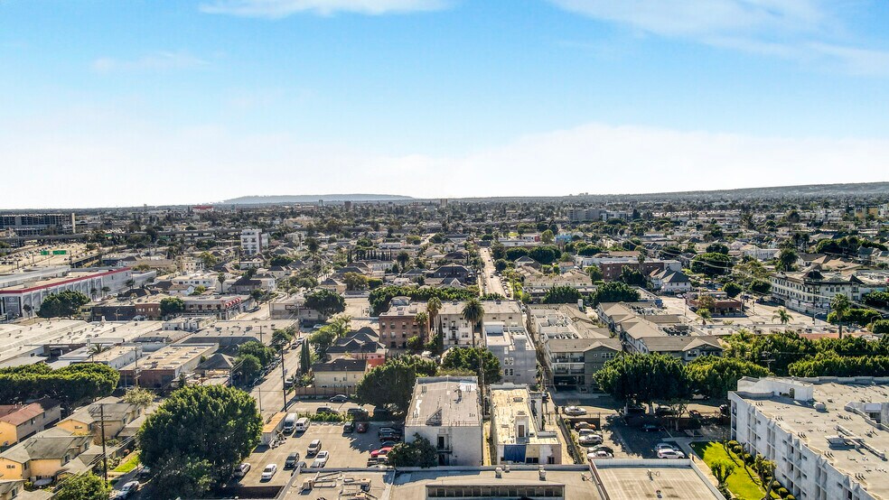More Photos Of 1513 W 12th Pl, Los Angeles Apartments For Sale
