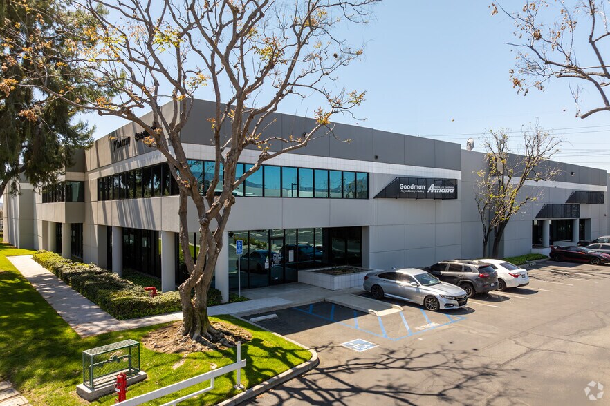 More Photos Of 365 Cloverleaf Dr, Baldwin Park Unknown For Lease