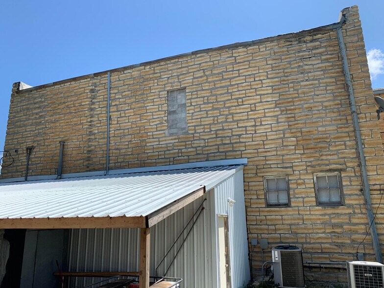 More Photos Of 105 N Main St, Sylvan Grove Restaurant For Sale