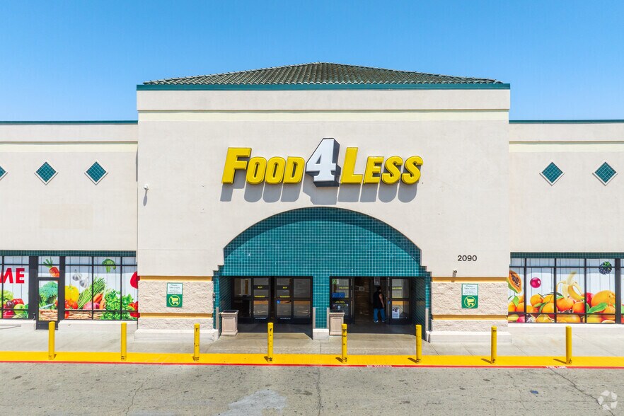 More Photos Of 2090 S Garey Ave, Pomona General Retail For Sale