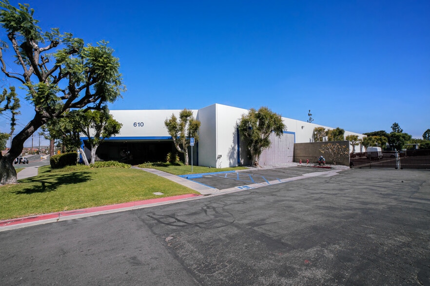 Primary Photo Of 610 S Richfield Rd, Placentia Warehouse For Sale