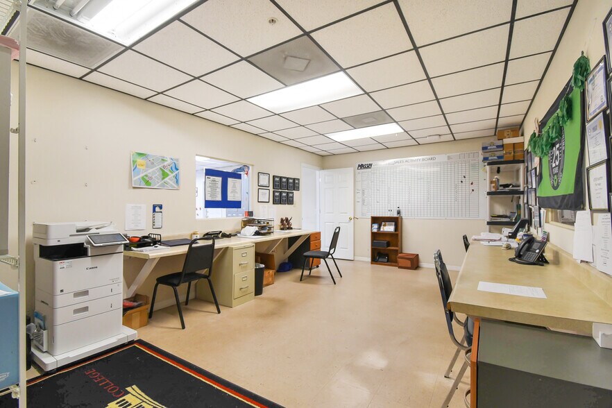 More Photos Of 1761 Dobbs Rd, Saint Augustine Warehouse For Lease