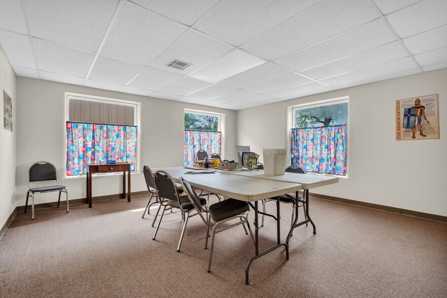 More Photos Of 727 4th St, Healdton Religious Facility For Sale