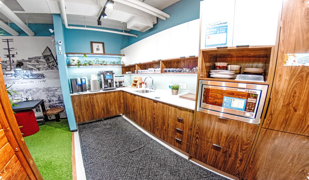 More Photos Of 252 W Esplanade, North Vancouver Coworking Space