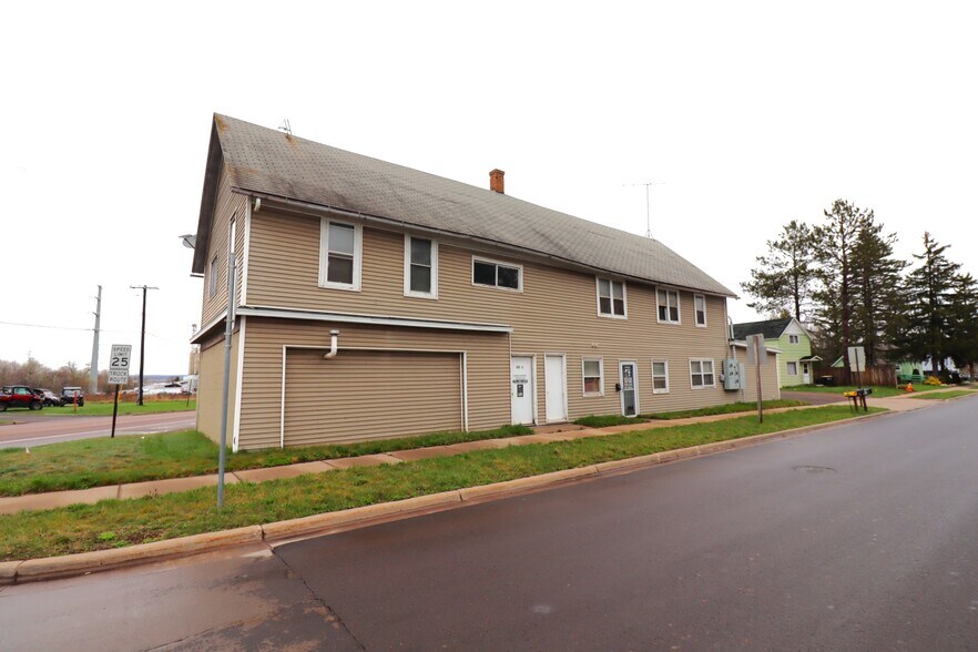 Primary Photo Of 522 Sanborn Ave, Ashland Storefront Retail Residential For Sale