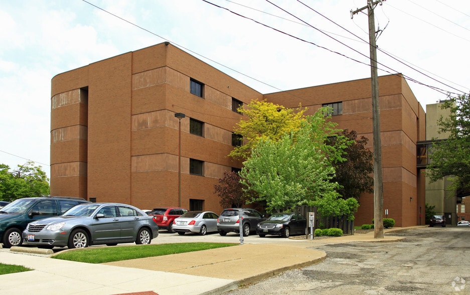 More Photos Of 4269 Pearl Rd, Cleveland Office For Lease