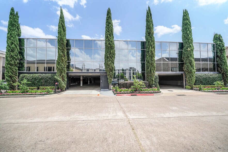 More Photos Of 3315 Marquart St, Houston Medical For Lease