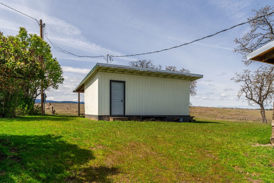 More Photos Of 81338 Rail Hollow Rd, Dufur Land For Sale