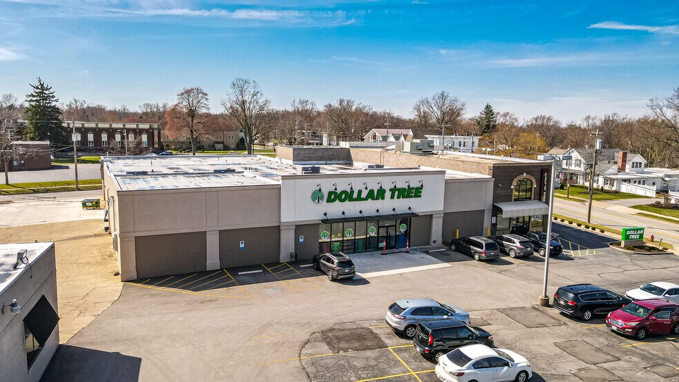 More Photos Of 38000 Euclid Ave, Willoughby Freestanding For Sale