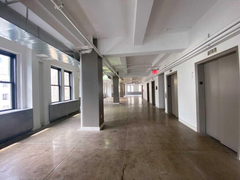 More Photos Of 111 John St, New York Office For Lease