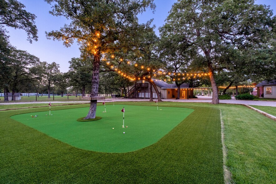 More Photos Of 1474 County Road B, Lexington Specialty For Sale