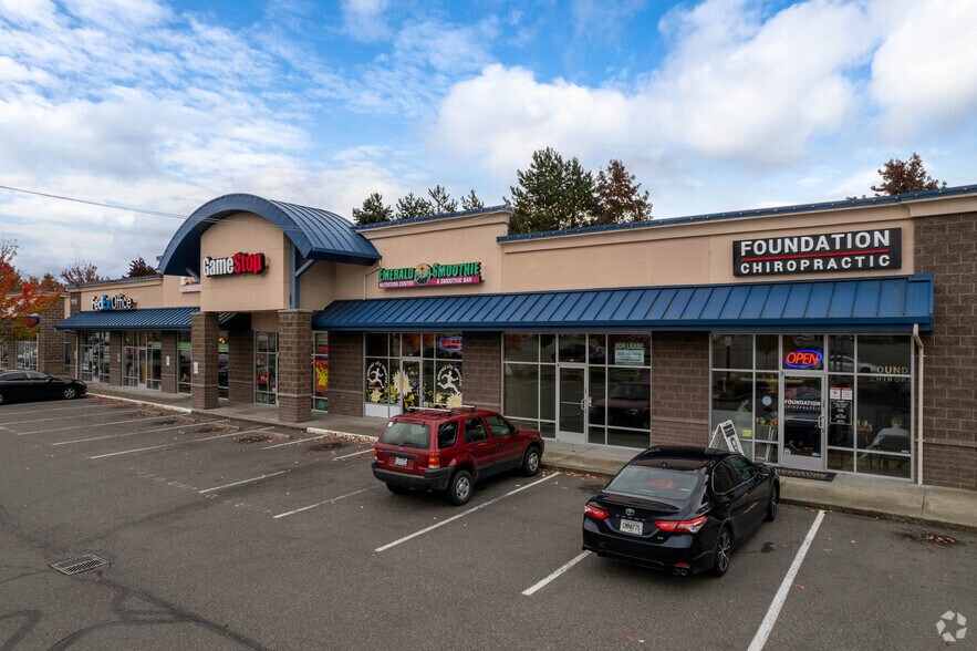 More Photos Of 1118 Outlet Collection Way SW, Auburn Freestanding For Lease