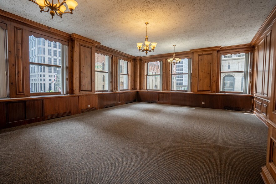 More Photos Of 615 Griswold St, Detroit Office For Lease
