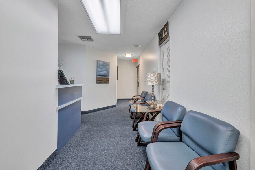 More Photos Of 3417 Tamiami Trl, Port Charlotte Medical For Lease