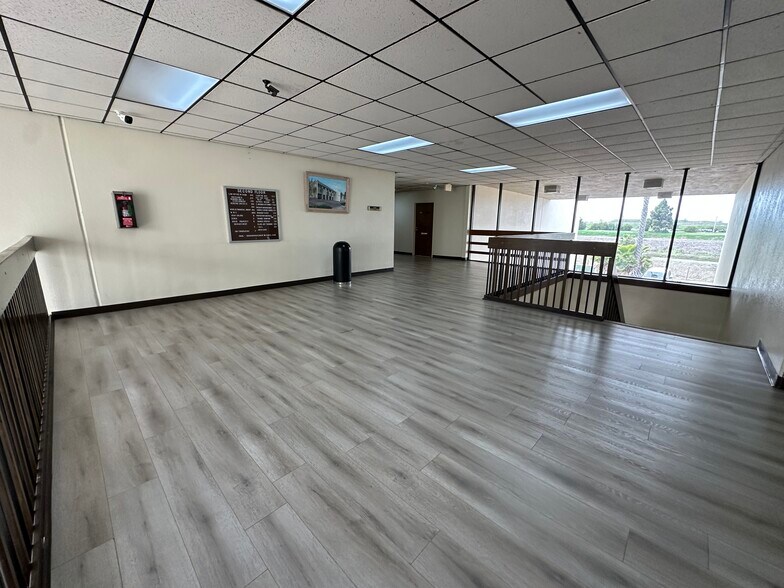 More Photos Of 460 E Carson Plaza Dr, Carson Office For Lease