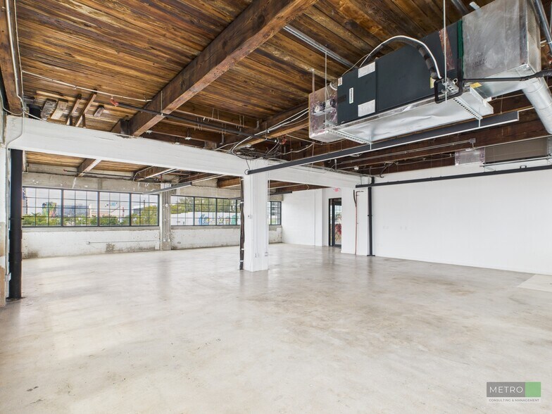 More Photos Of 2509 N Miami Ave, Miami Loft Creative Space For Lease
